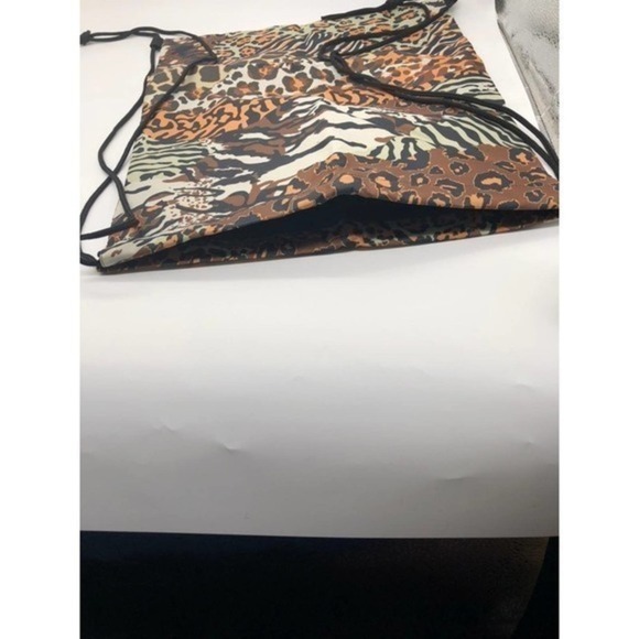 Leopard Drawstring Backpack with Zipper Pockets - Picture 6 of 8